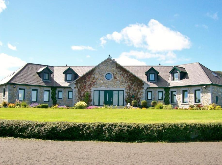 Like Walking Into A Fantastic Novel At Inishowen House Rashenny Exterior foto