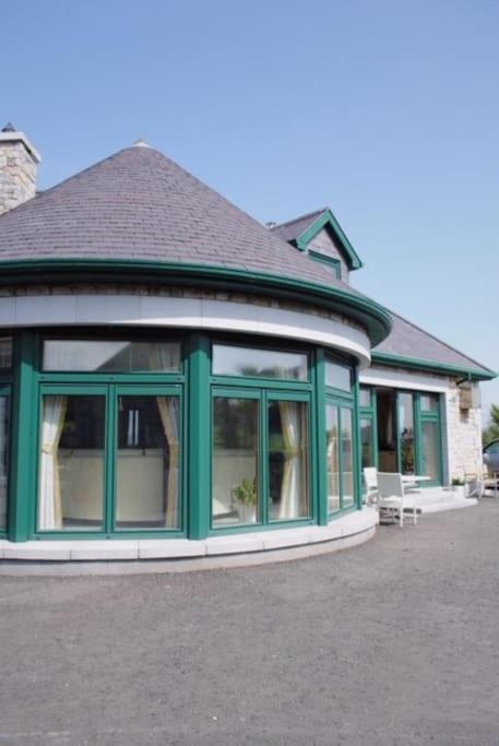 Like Walking Into A Fantastic Novel At Inishowen House Rashenny Exterior foto